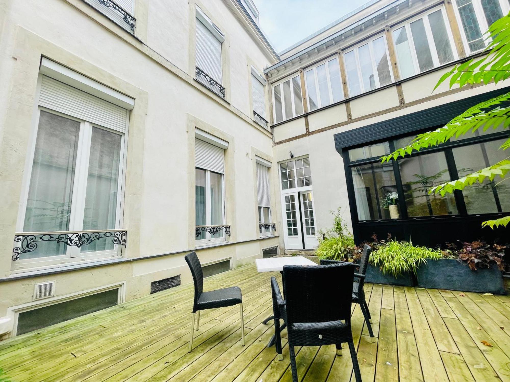 Appartement De Charme Art Deco - Hyper-Centre Ville - Place D'Erlon - Gare - Reims Exterior photo